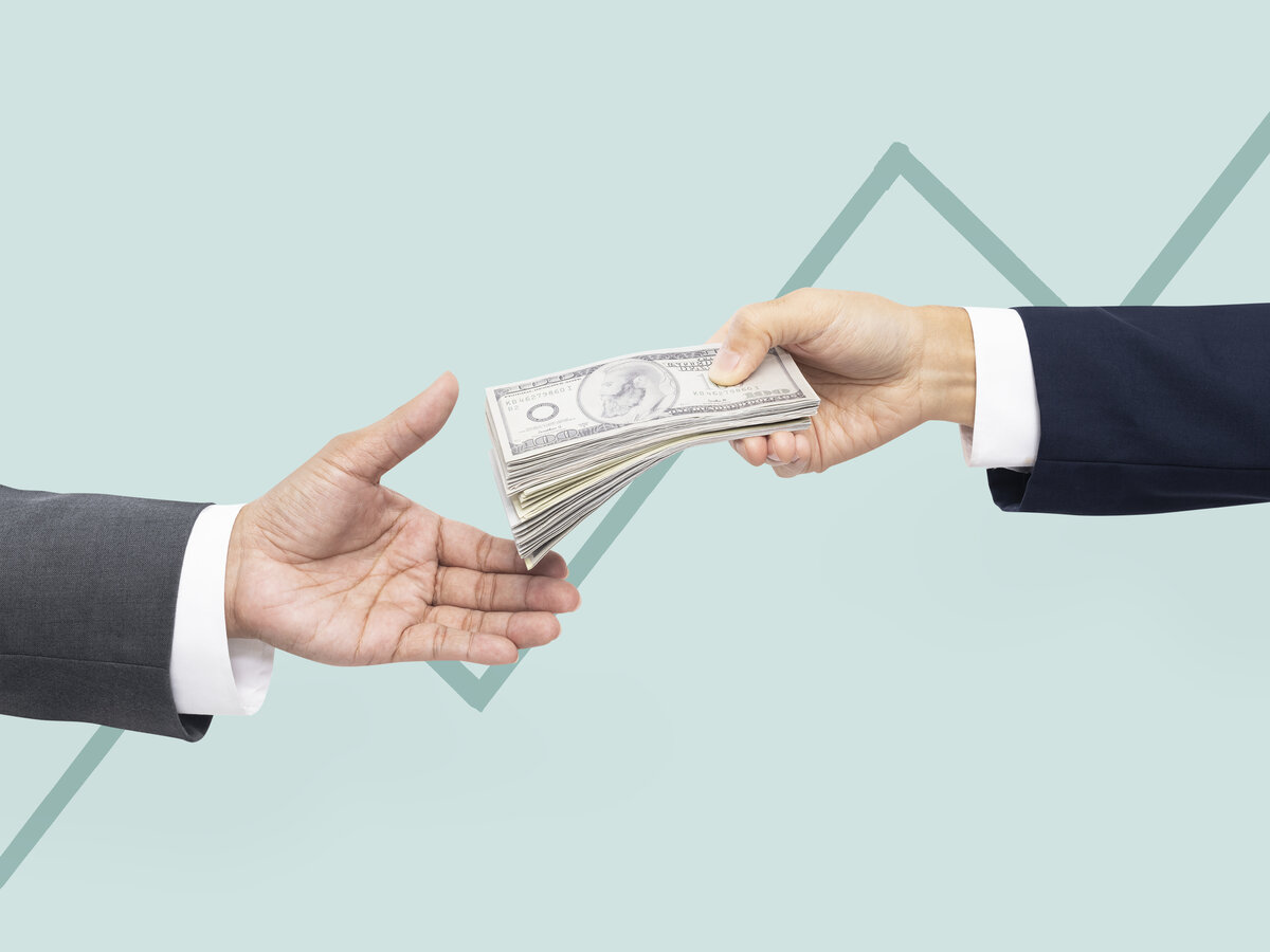 business proposal purchase hands holding money 1