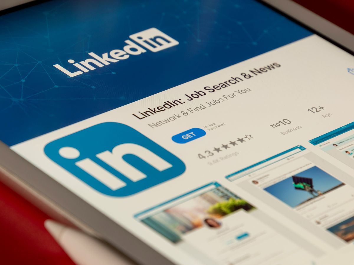 Phần mềm LinkedIn là gì?